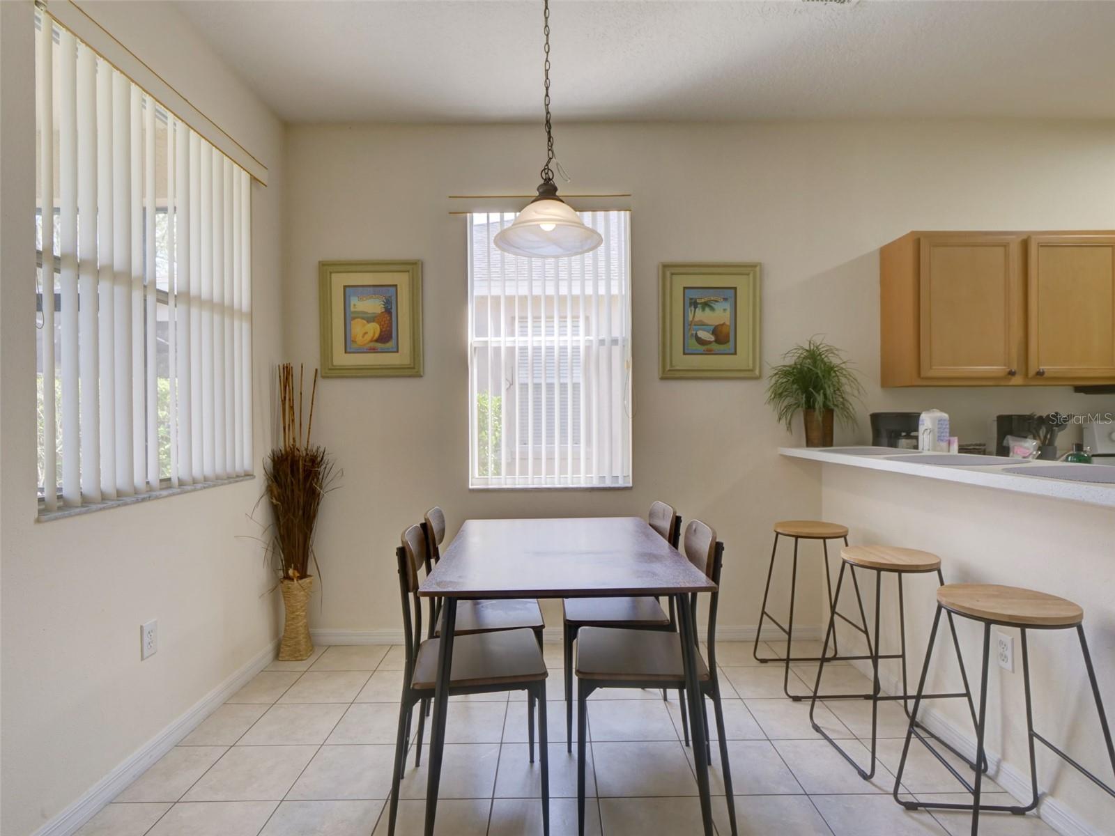 CALABAY PARC AT TOWER LAKE - Residential