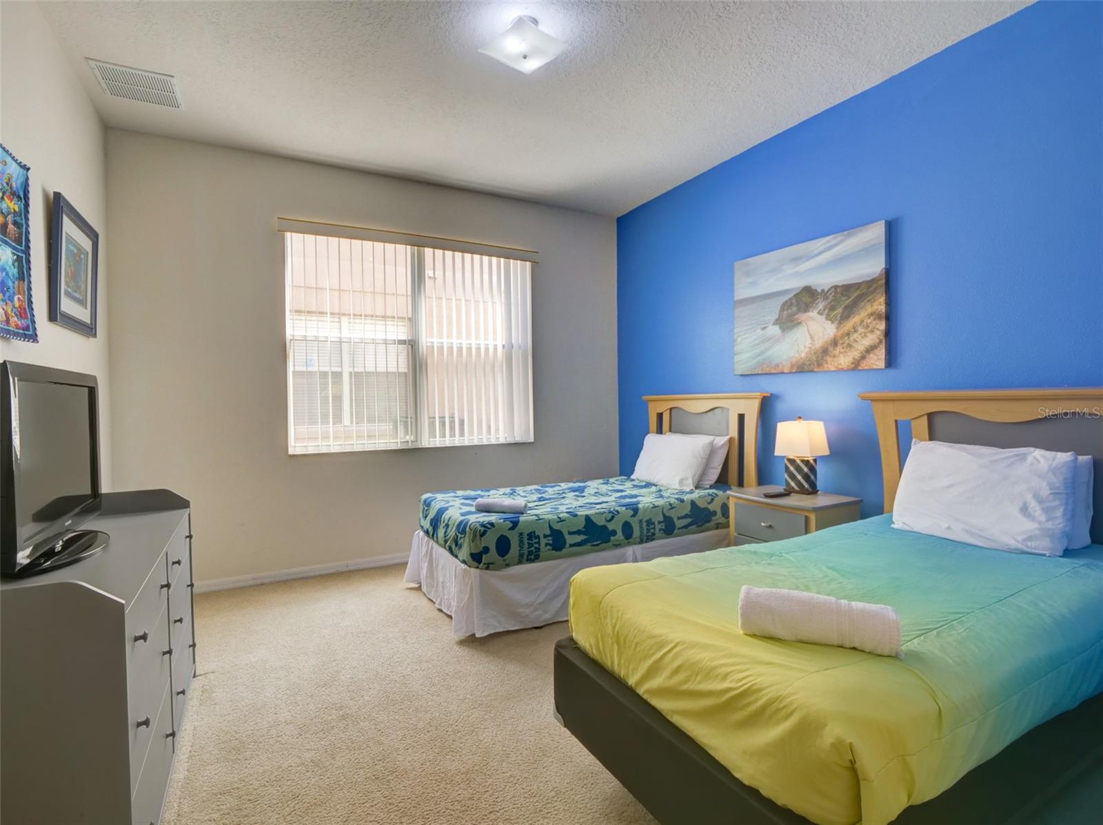 CALABAY PARC AT TOWER LAKE - Residential