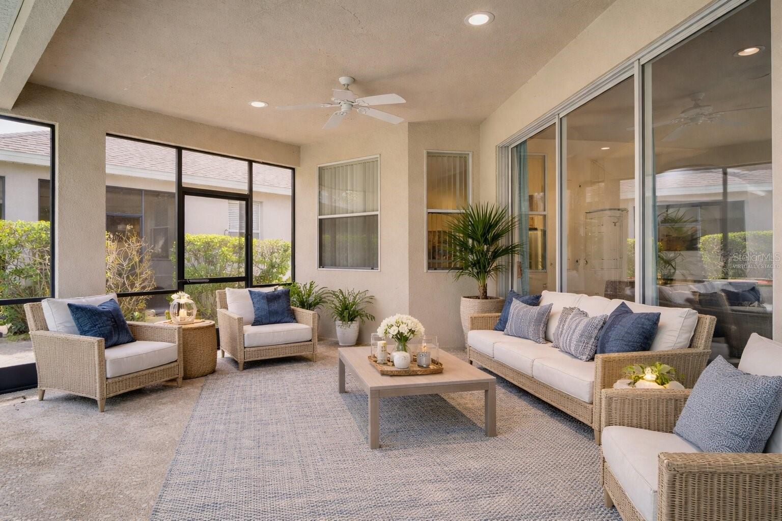 CALABAY PARC AT TOWER LAKE - Residential