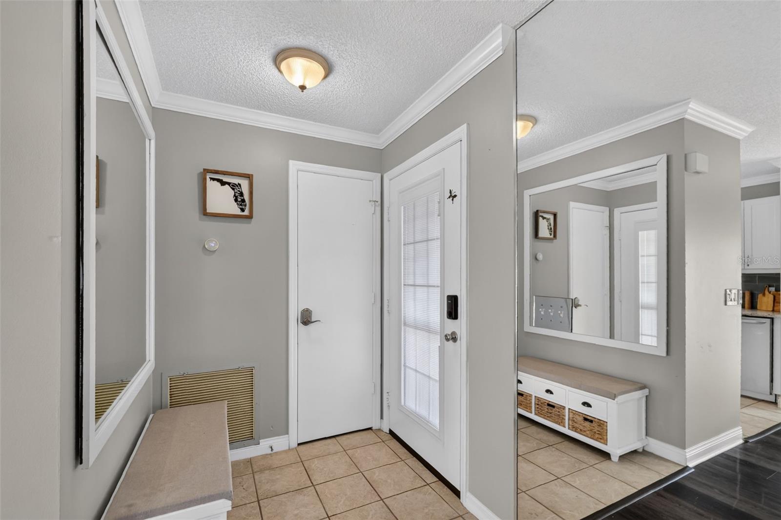 1004 LAREDO LANE