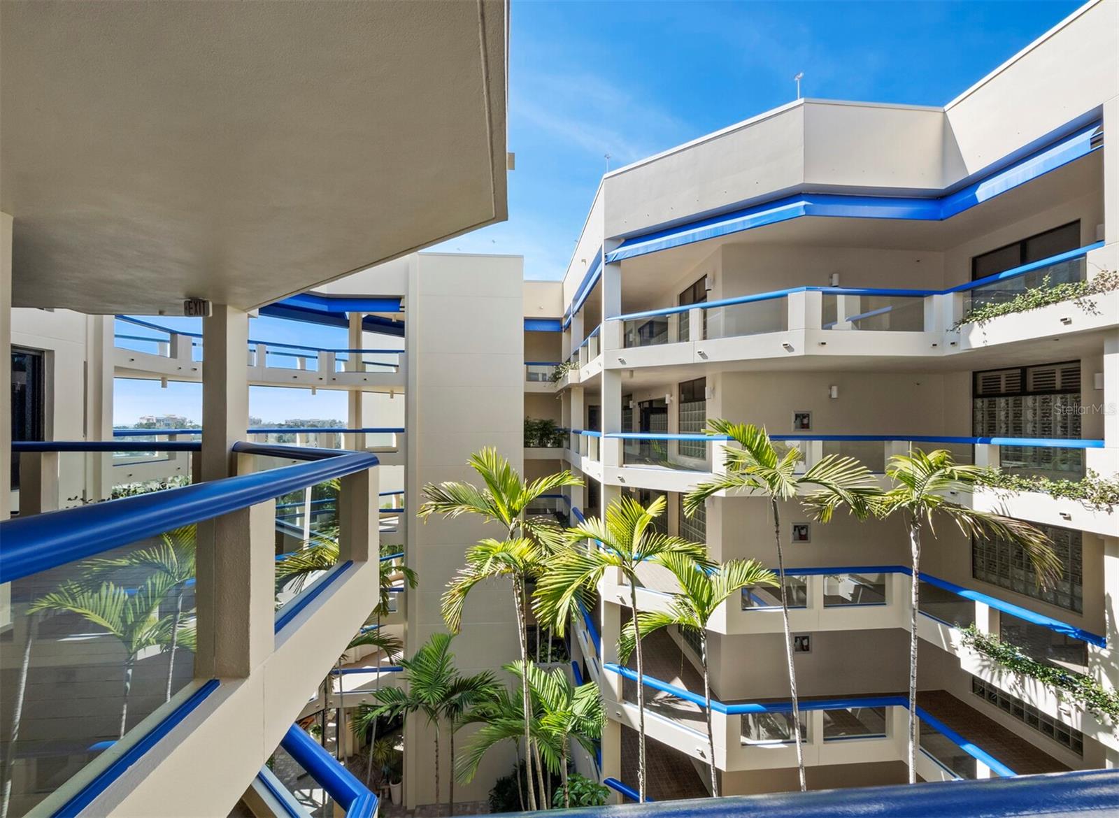 2110 HARBOURSIDE DRIVE 547