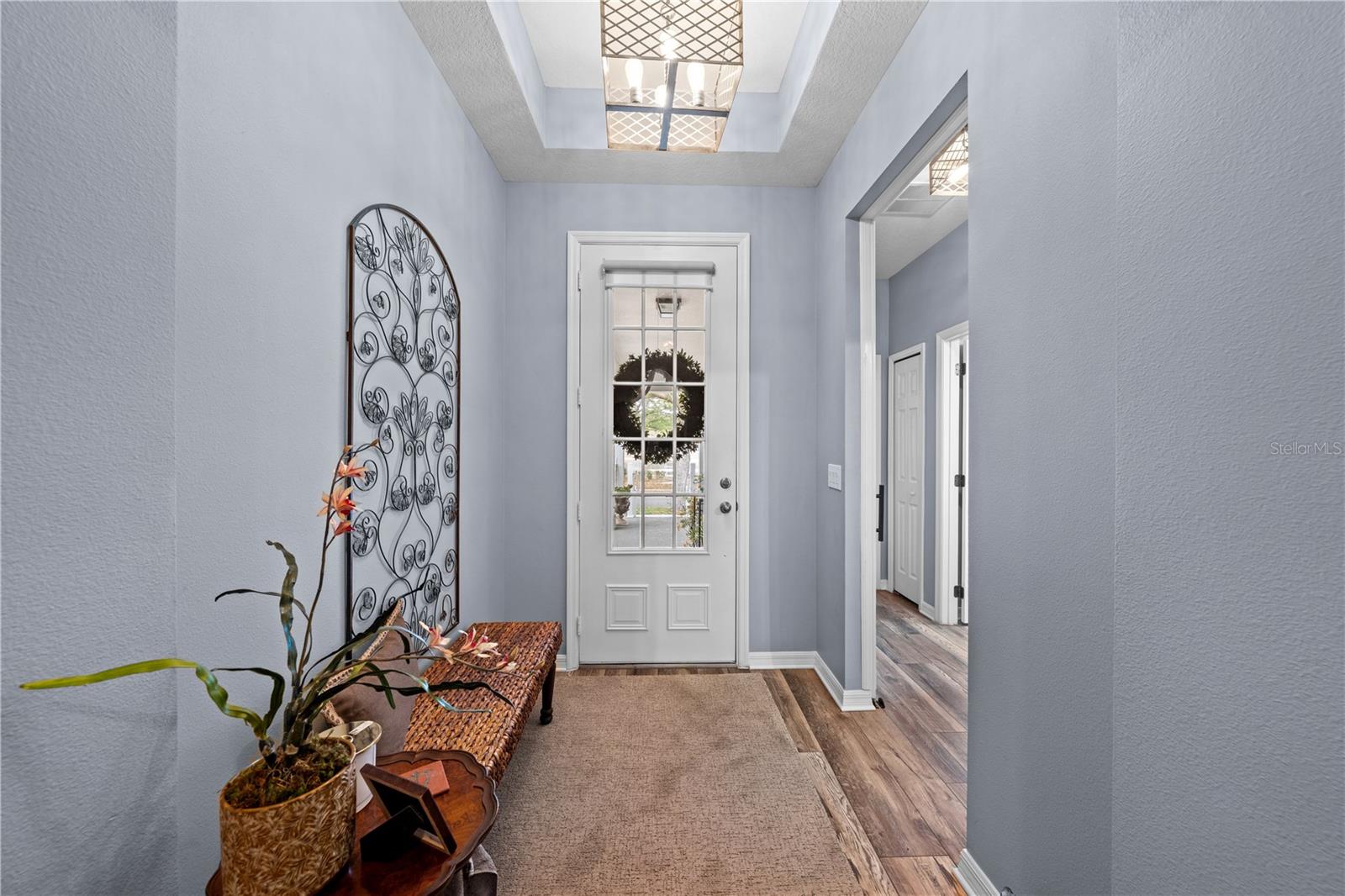 WATERS EDGE/LK NONA - Residential