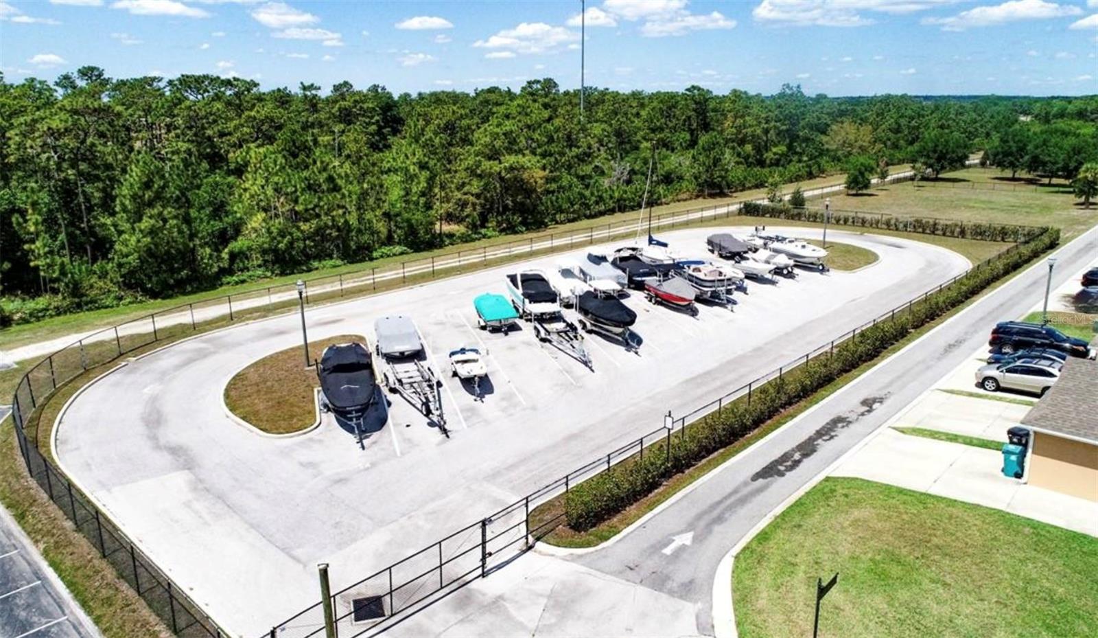 WATERS EDGE/LK NONA - Residential