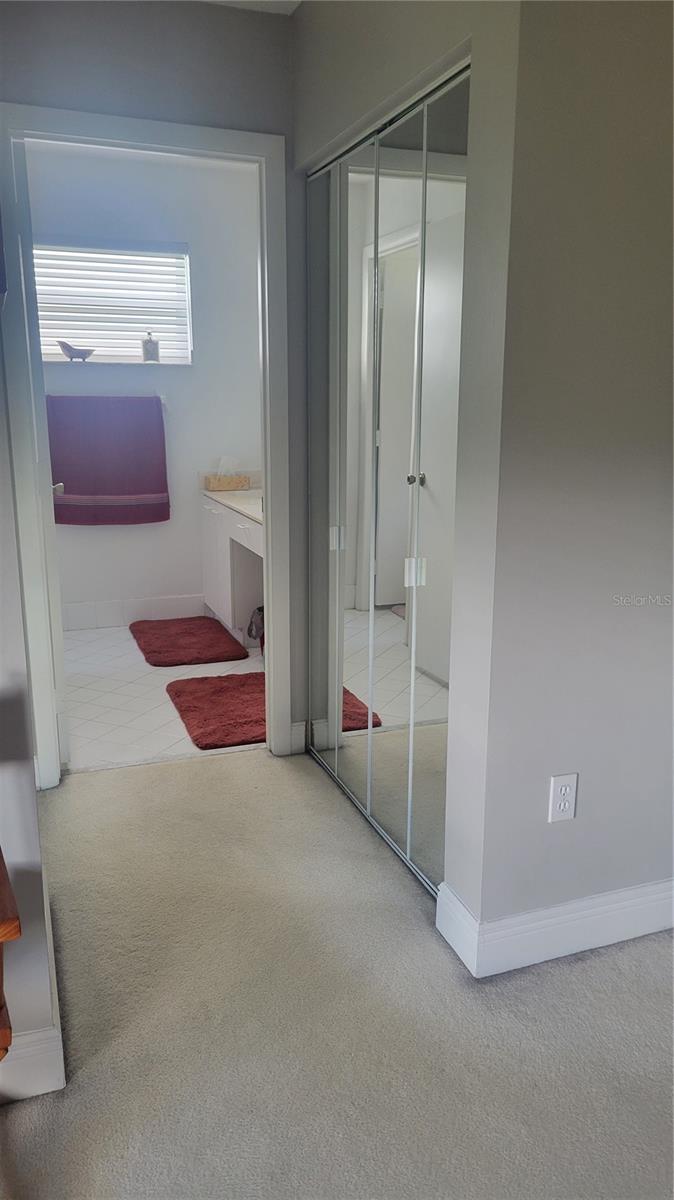 TOWNGATE 156-11 B - Residential