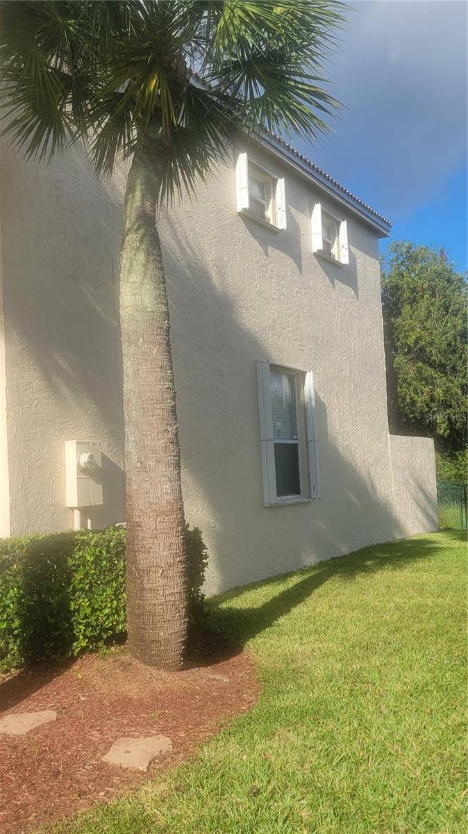 TOWNGATE 156-11 B - Residential