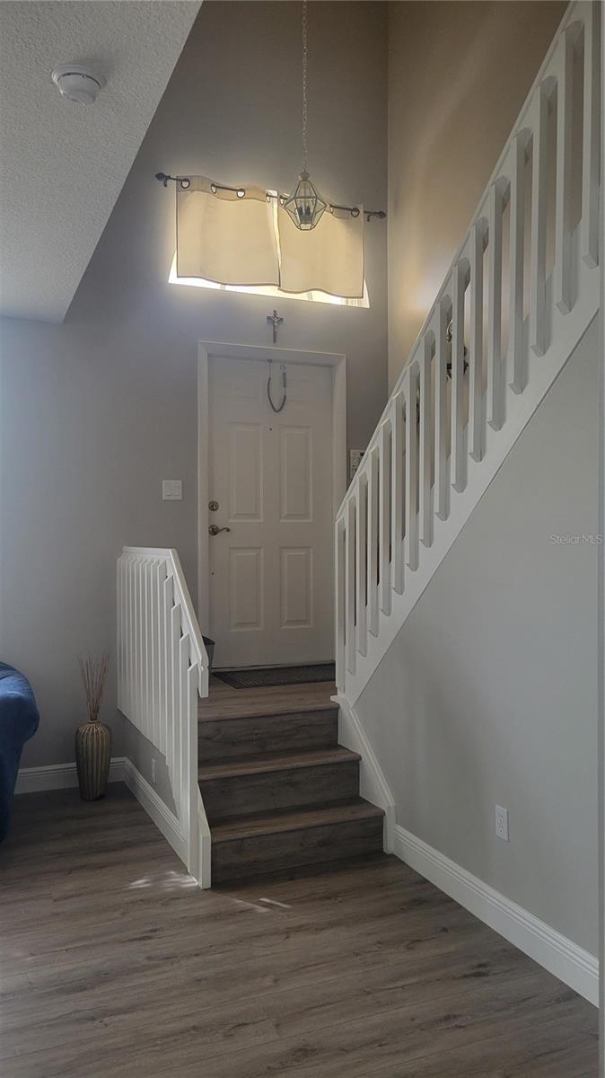 TOWNGATE 156-11 B - Residential