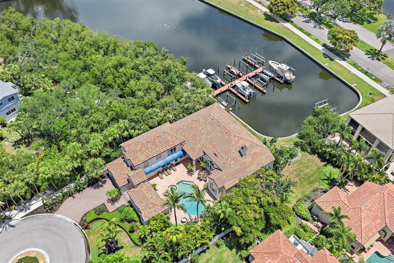 617 WESTON POINTE COURT