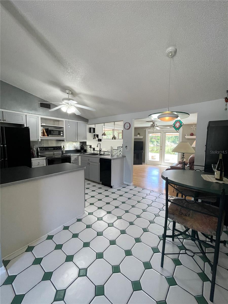 TANGLEWOOD TERRACE - Residential