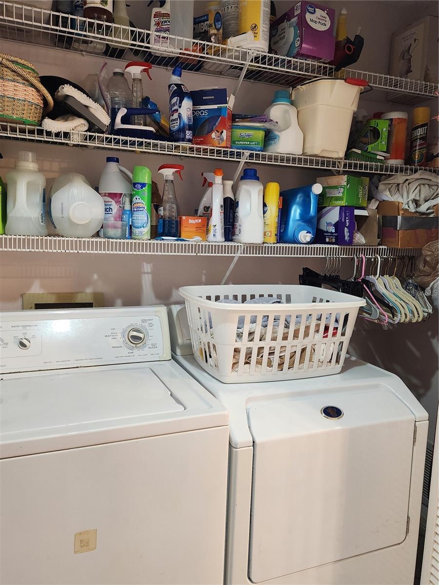 TERRACES OF TARA - Residential Lease