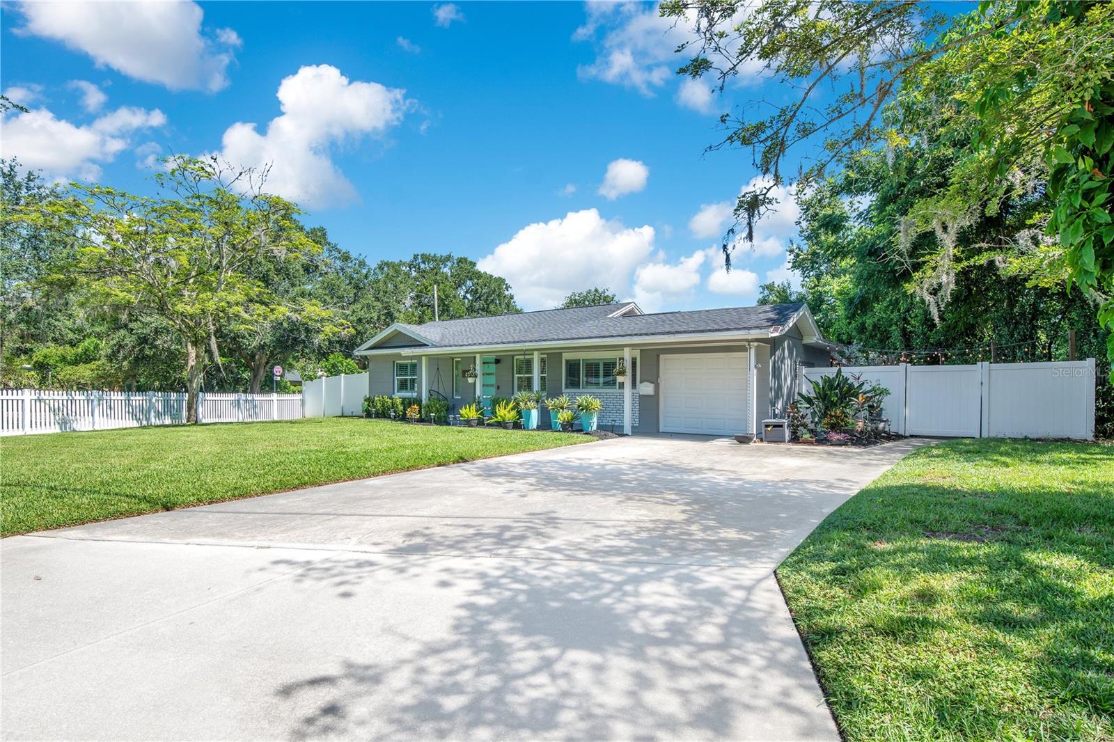 744 BUCKMINSTER CIRCLE