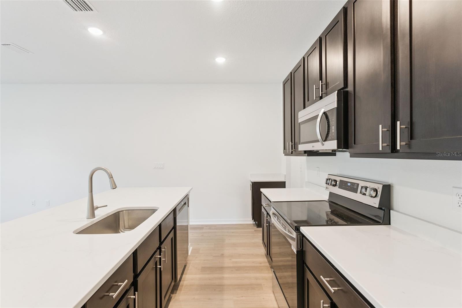 CONNORS COVE - Residential