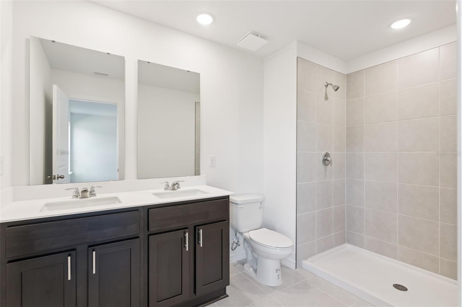 CONNORS COVE - Residential