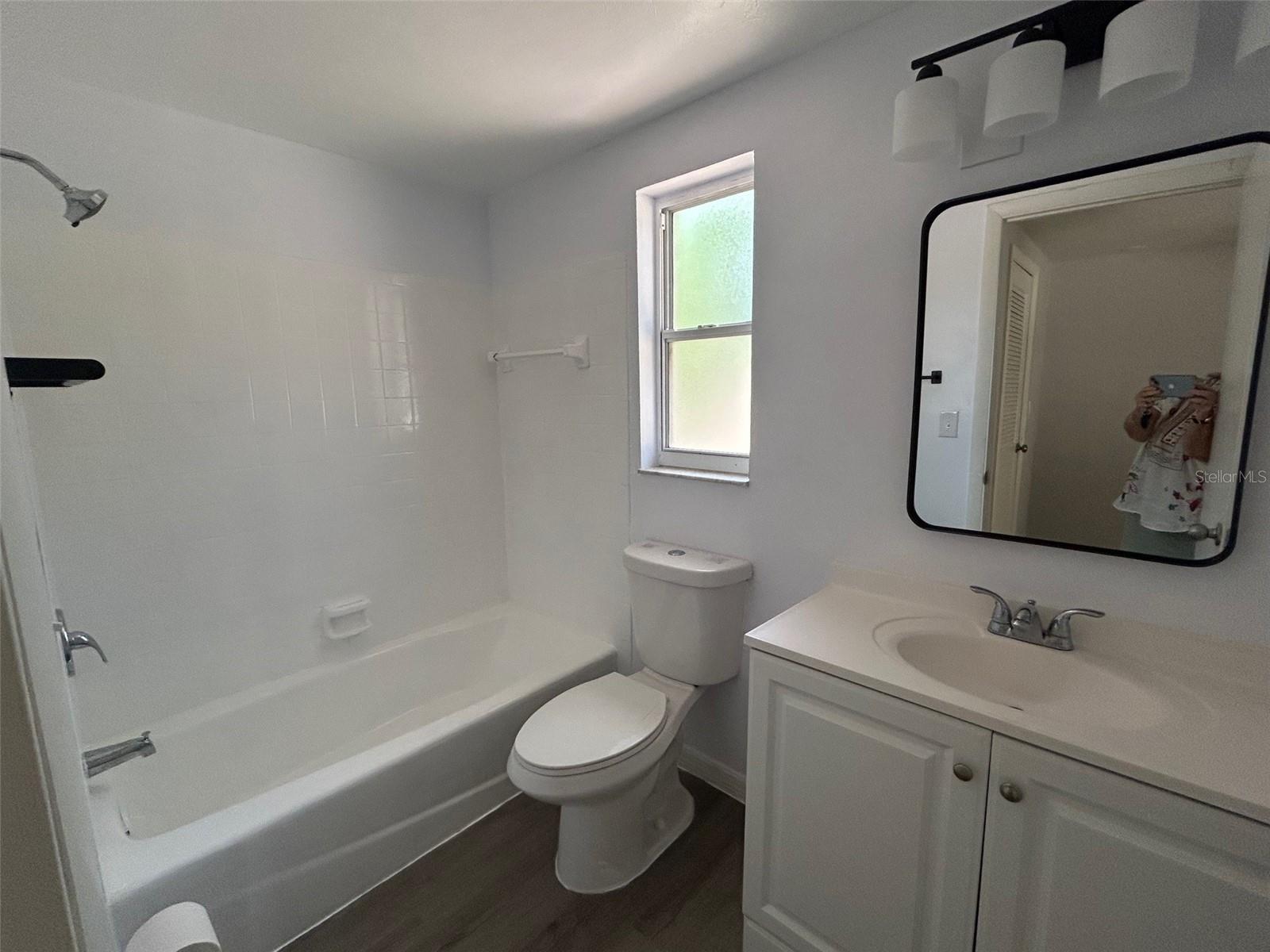 SOUTH VENICE - Residential Lease