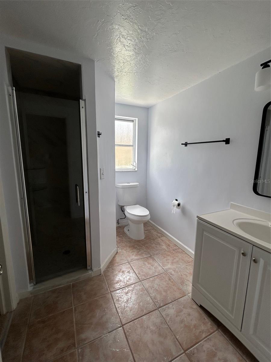 SOUTH VENICE - Residential Lease