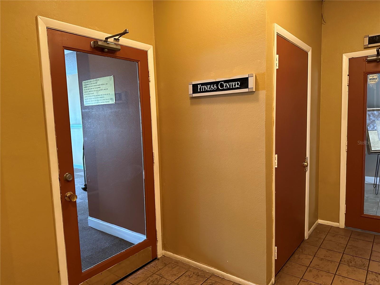 OXFORD SQUARE CONDO - Residential