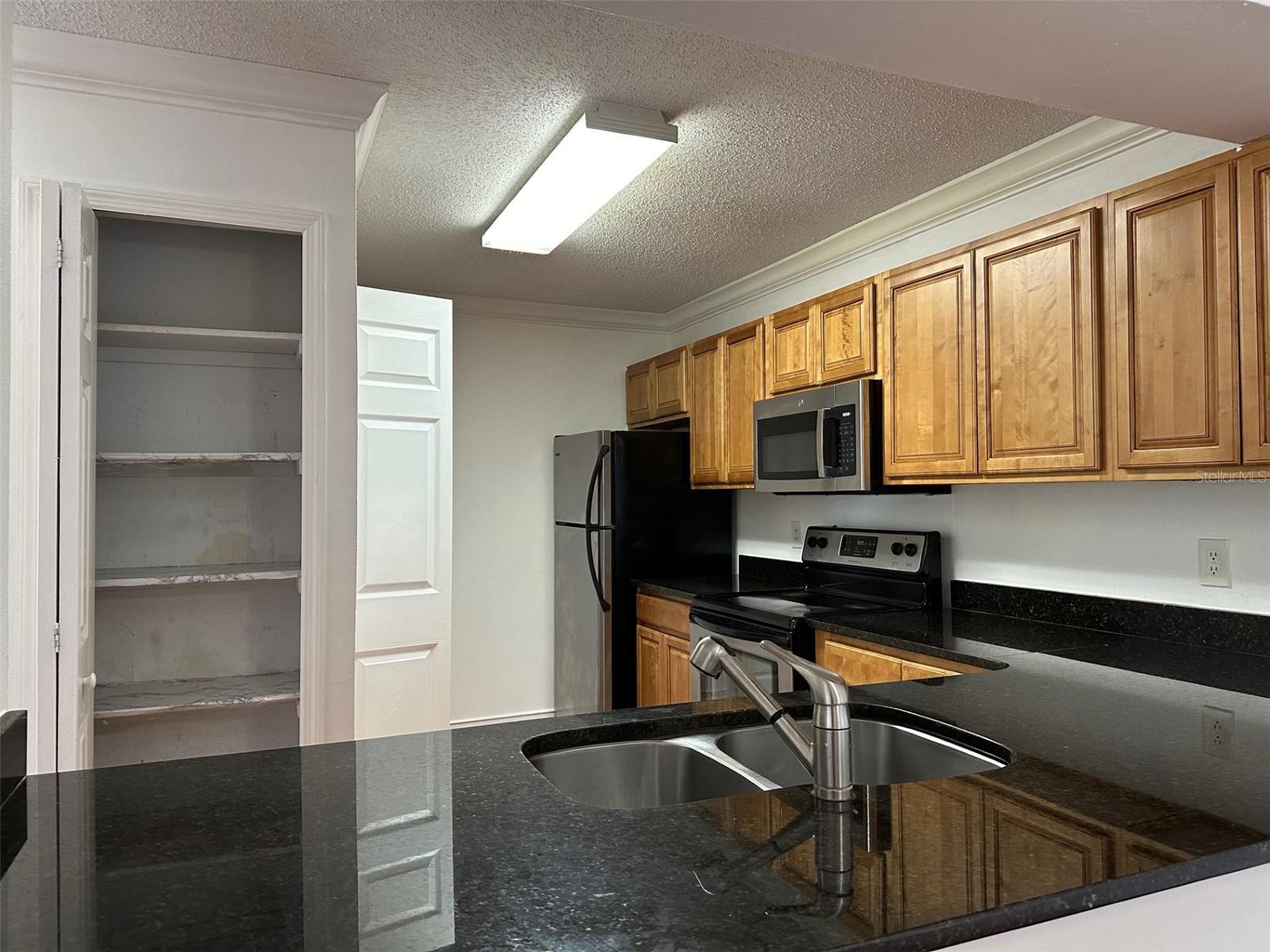 OXFORD SQUARE CONDO - Residential