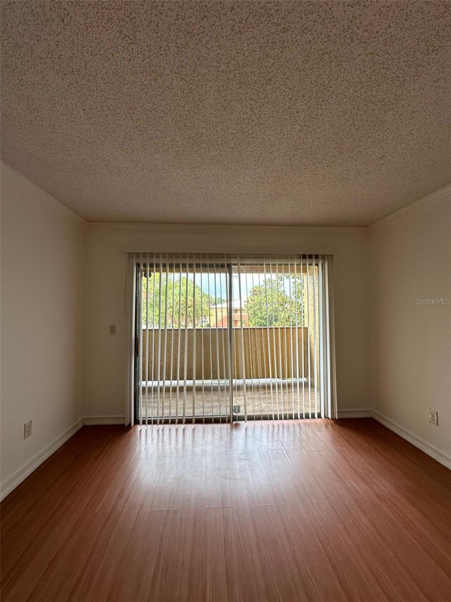 OXFORD SQUARE CONDO - Residential