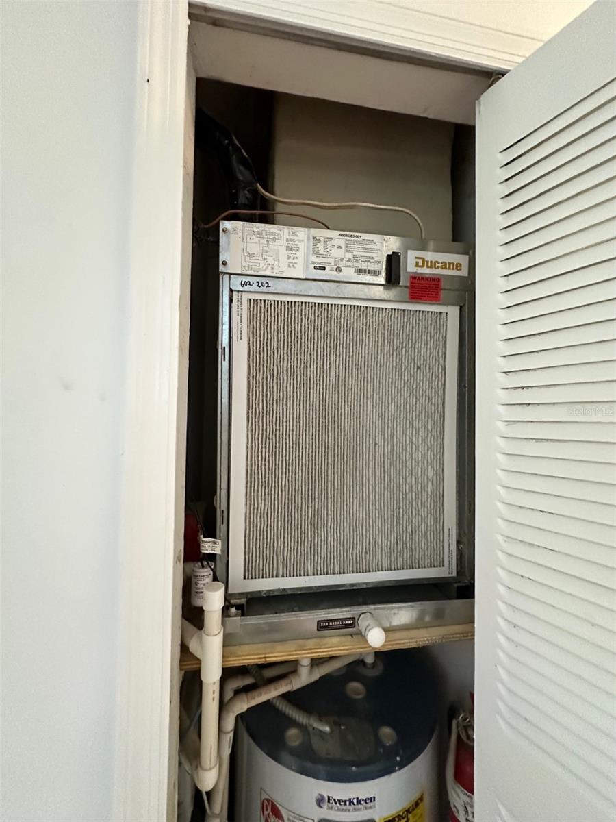 OXFORD SQUARE CONDO - Residential