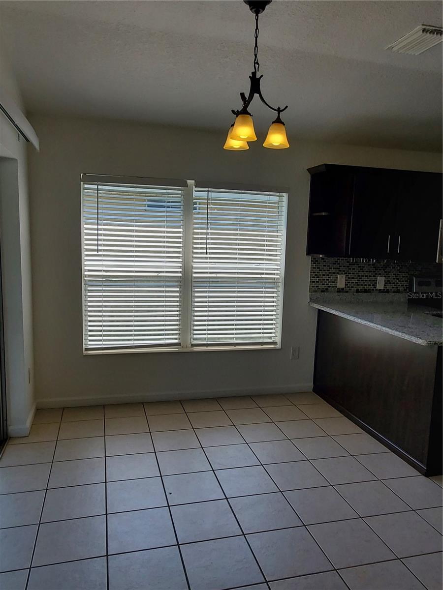 RED HAWK - Residential Lease