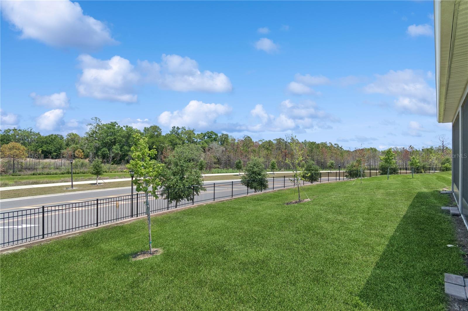 HILLSIDE ESTATES - Residential Lease