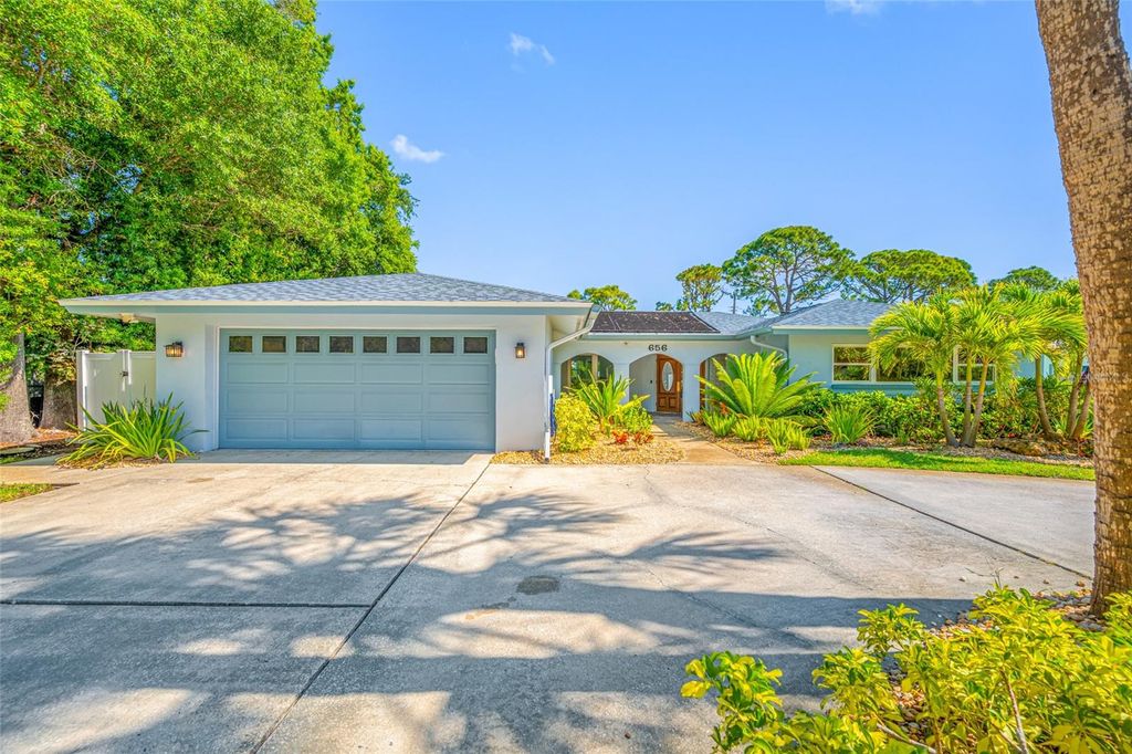 Photo of 656 Mehlenbacher Road, Belleair, FL 33756 (MLS # TB8505636)