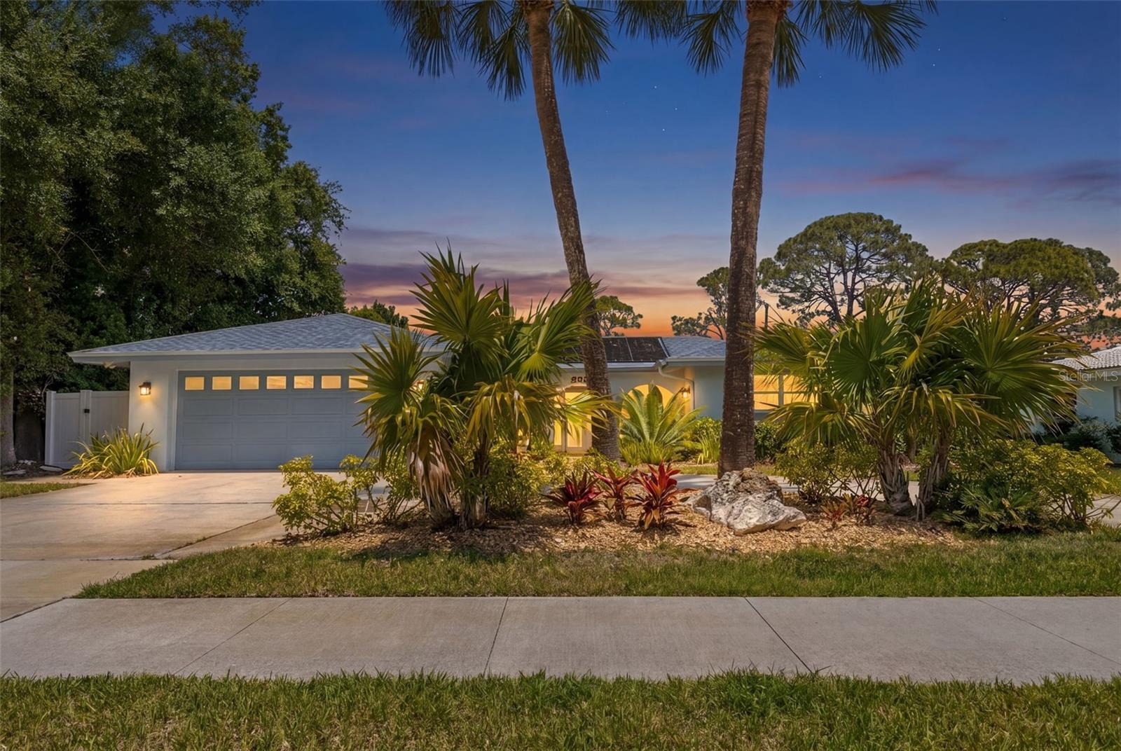 BELLEAIR ESTATES - Residential