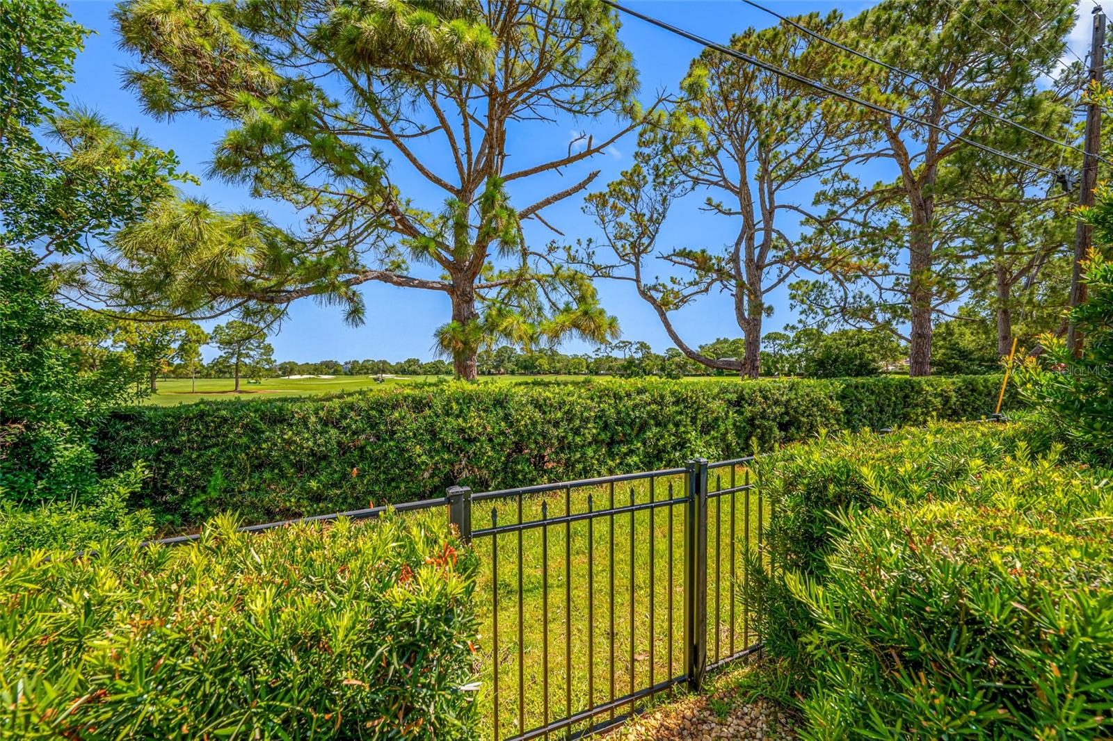 BELLEAIR ESTATES - Residential
