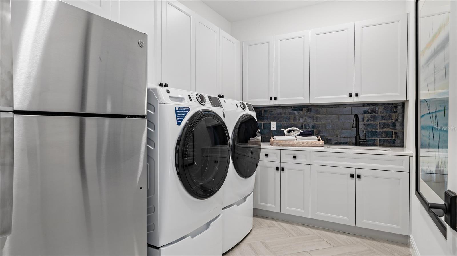 CRESSWIND AT LAKE HARRIS - Residential