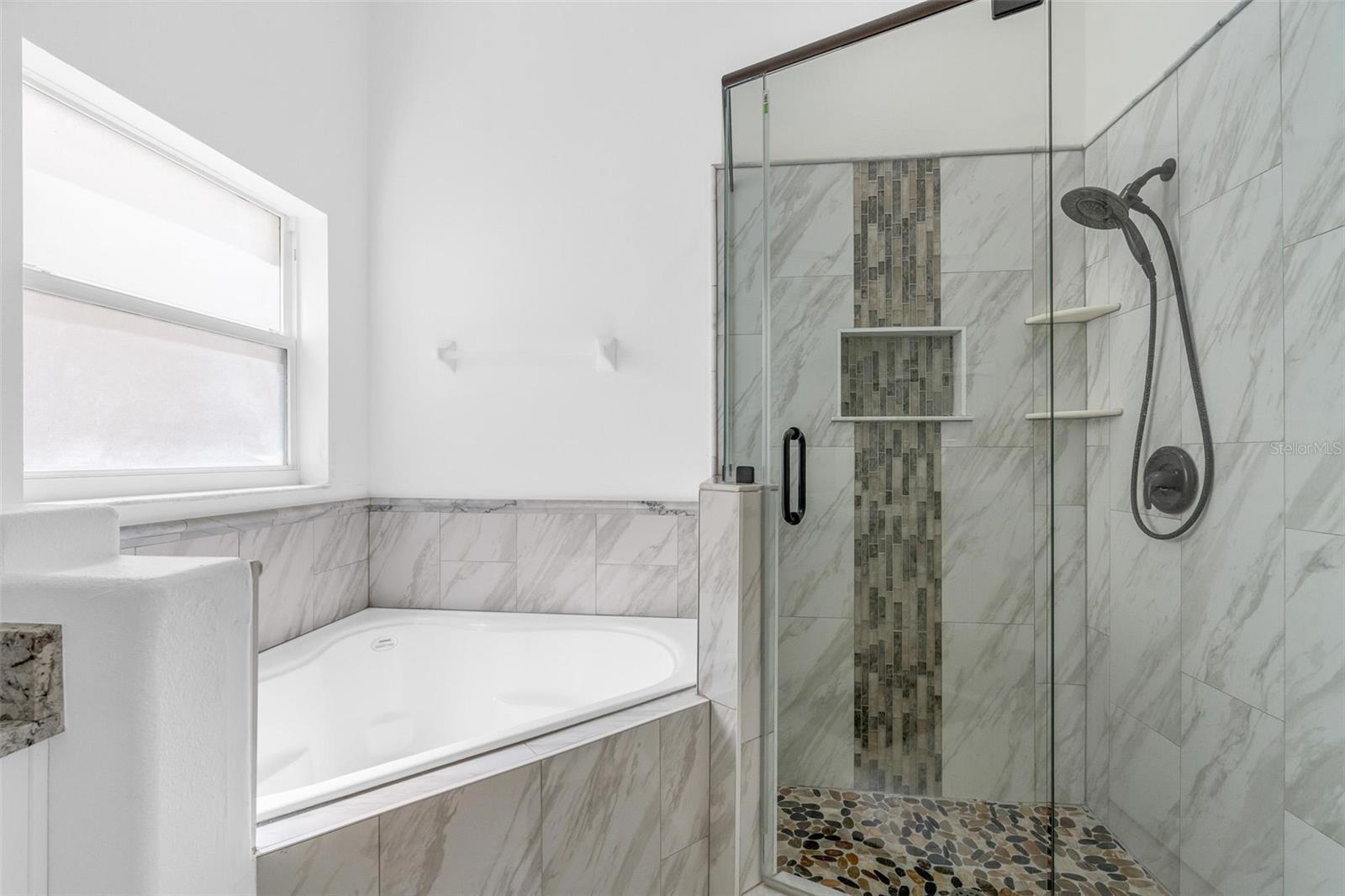 GLENBROOK PH II SUB - Residential