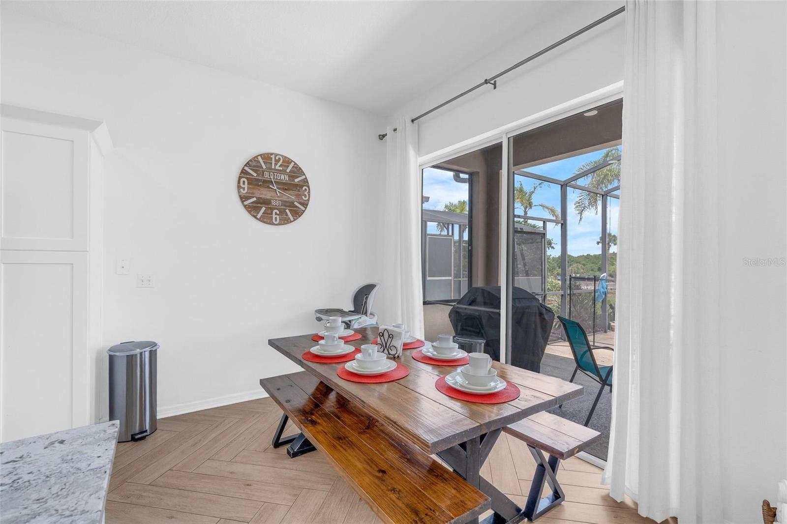 GLENBROOK PH II SUB - Residential