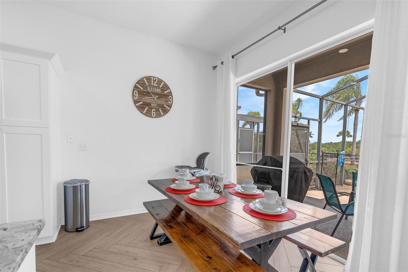 GLENBROOK PH II SUB - Residential