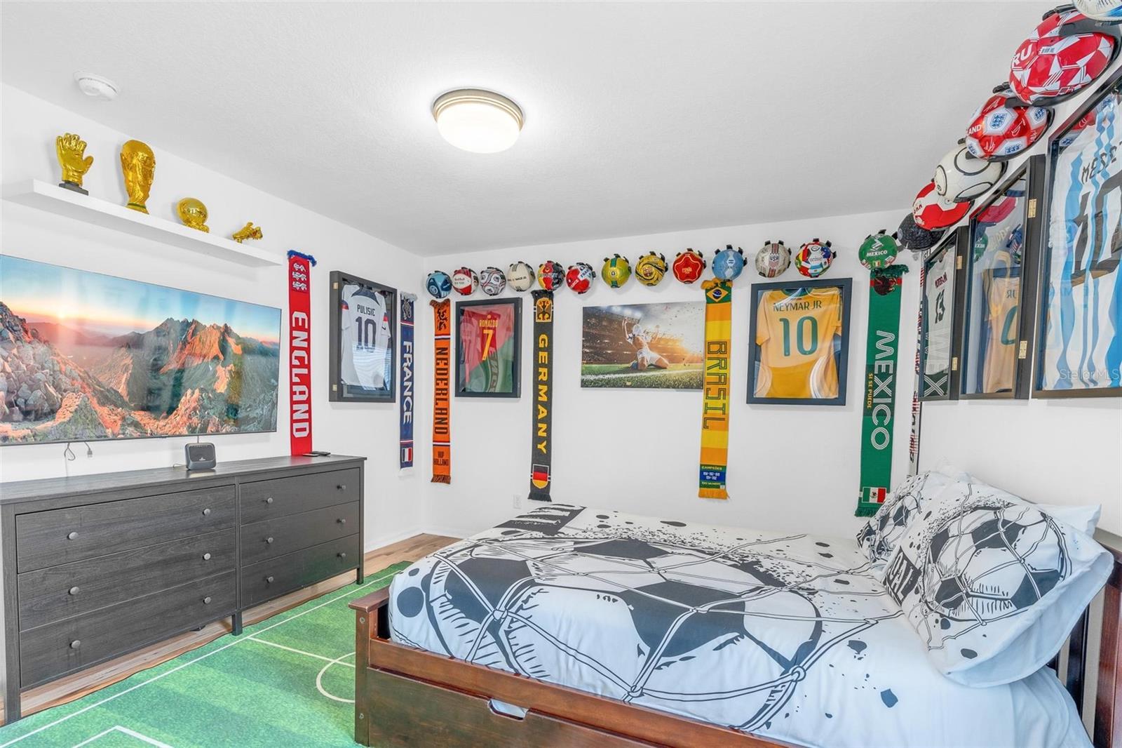 GLENBROOK PH II SUB - Residential