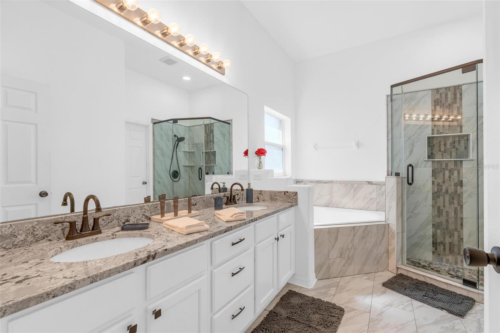 GLENBROOK PH II SUB - Residential