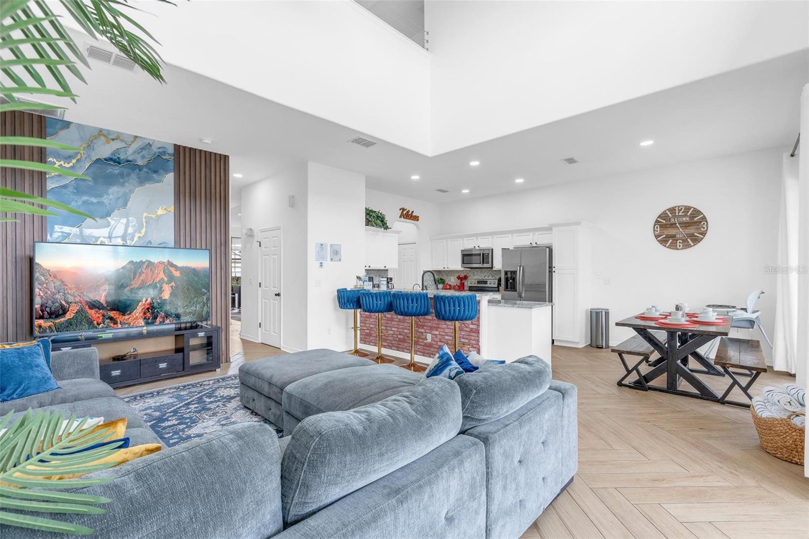 GLENBROOK PH II SUB - Residential