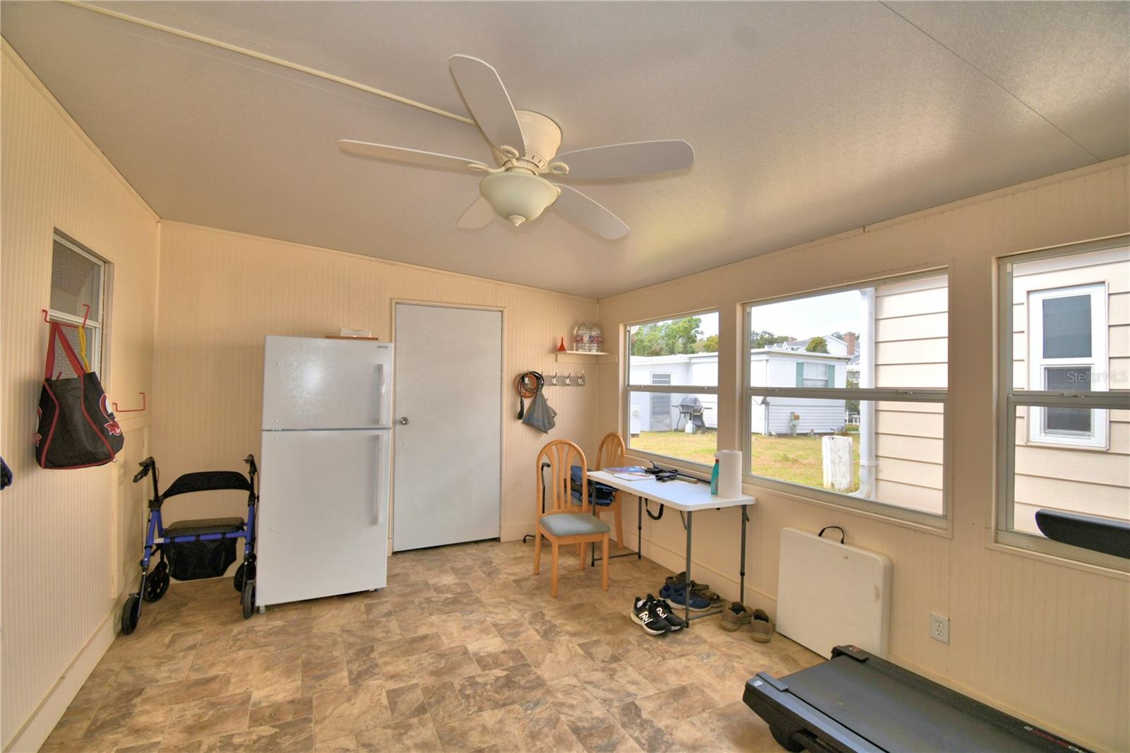 ARIANA SHORES MHP - Residential