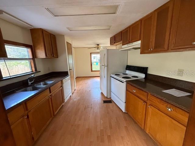 LAKE WEIR VILLAGE - Residential