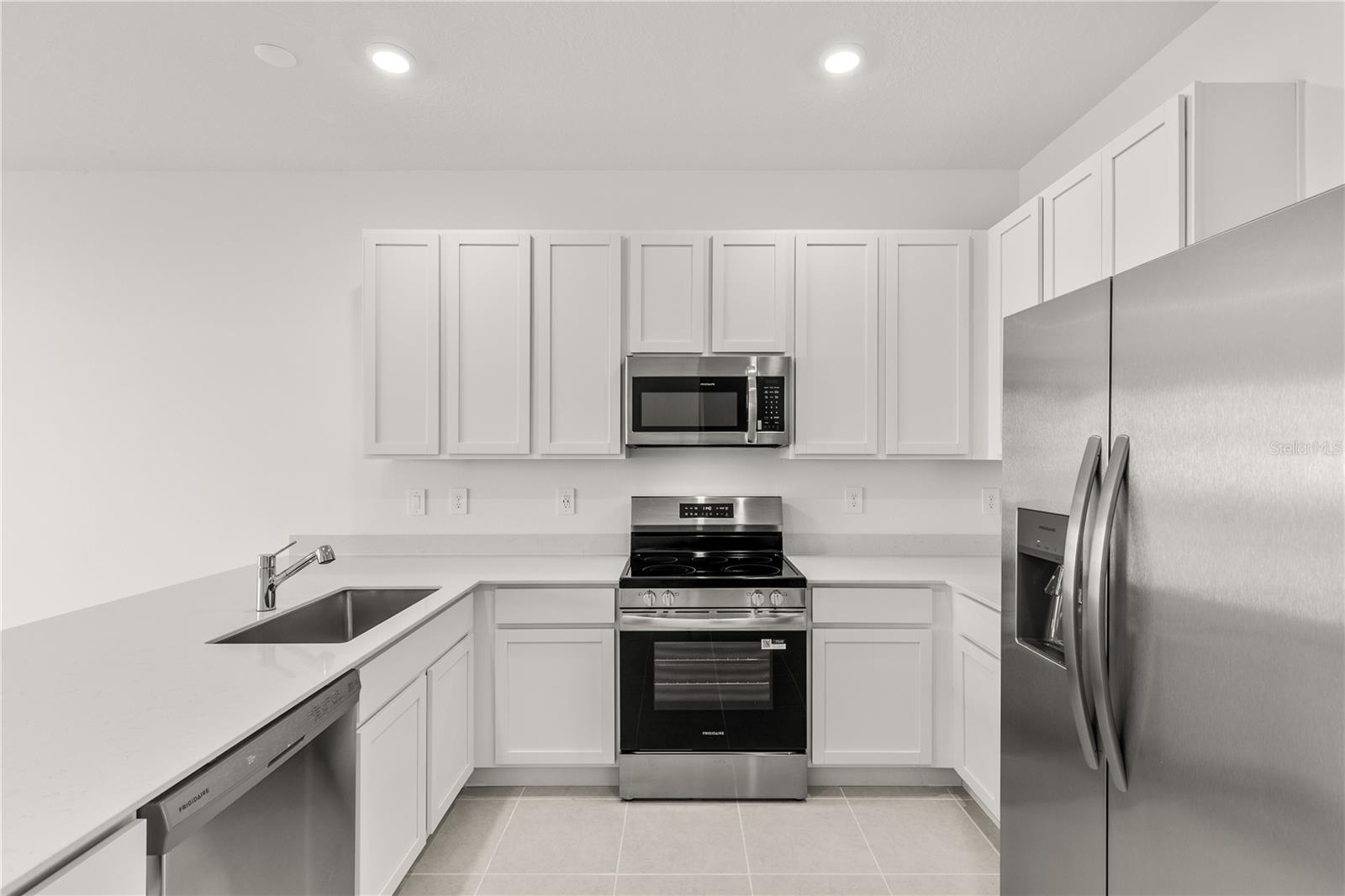 WESTVIEW POD A PH 3 - Residential Lease