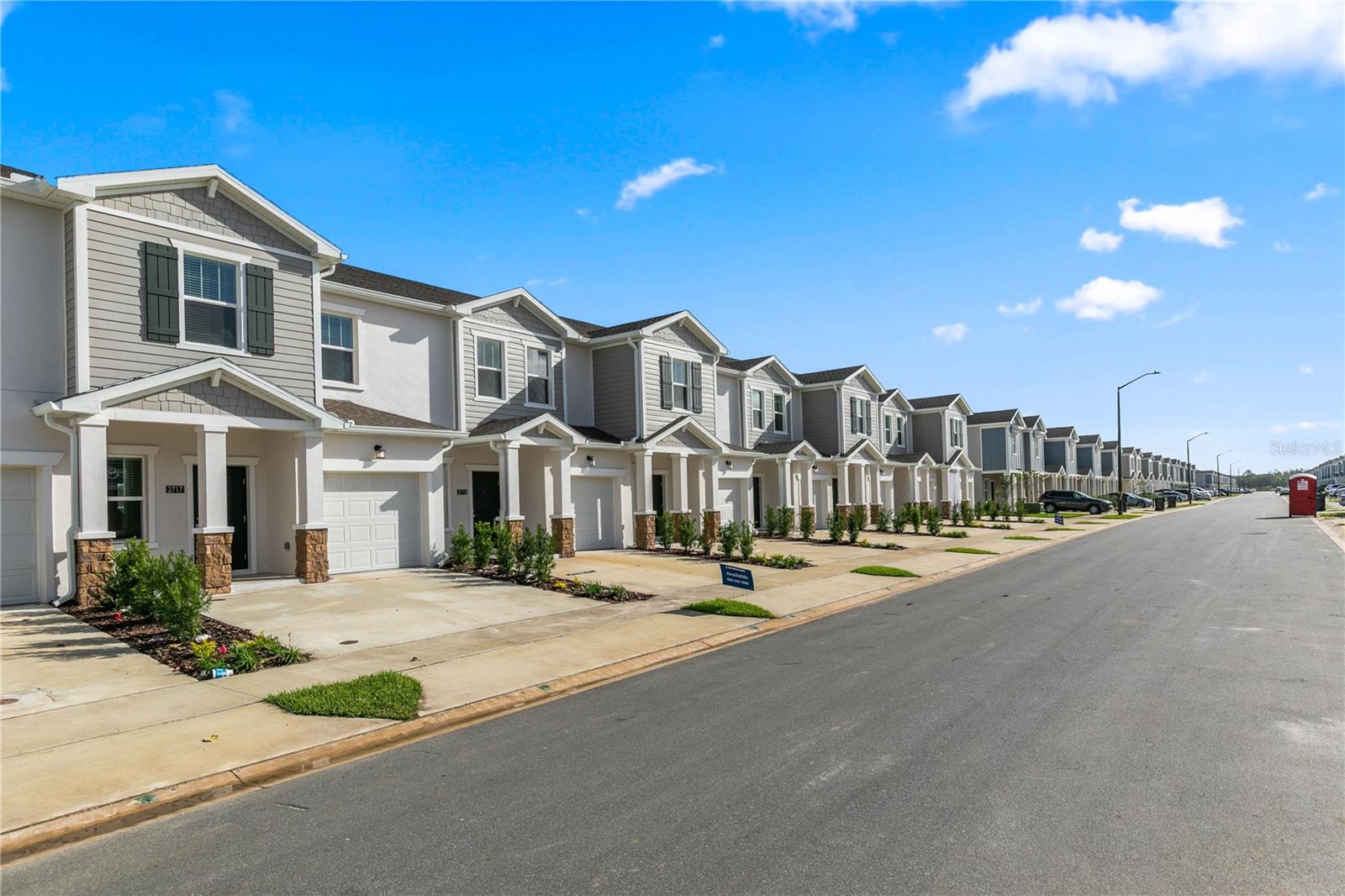 WESTVIEW POD A PH 3 - Residential Lease