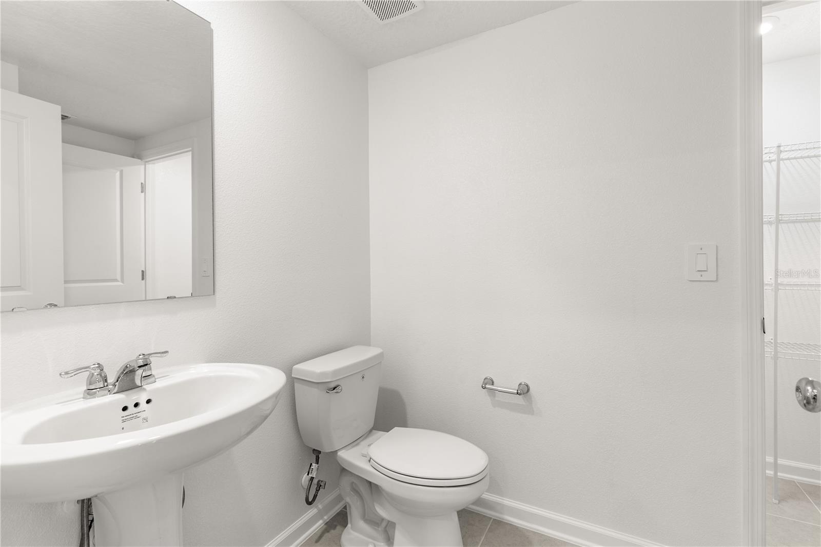 WESTVIEW POD A PH 3 - Residential Lease
