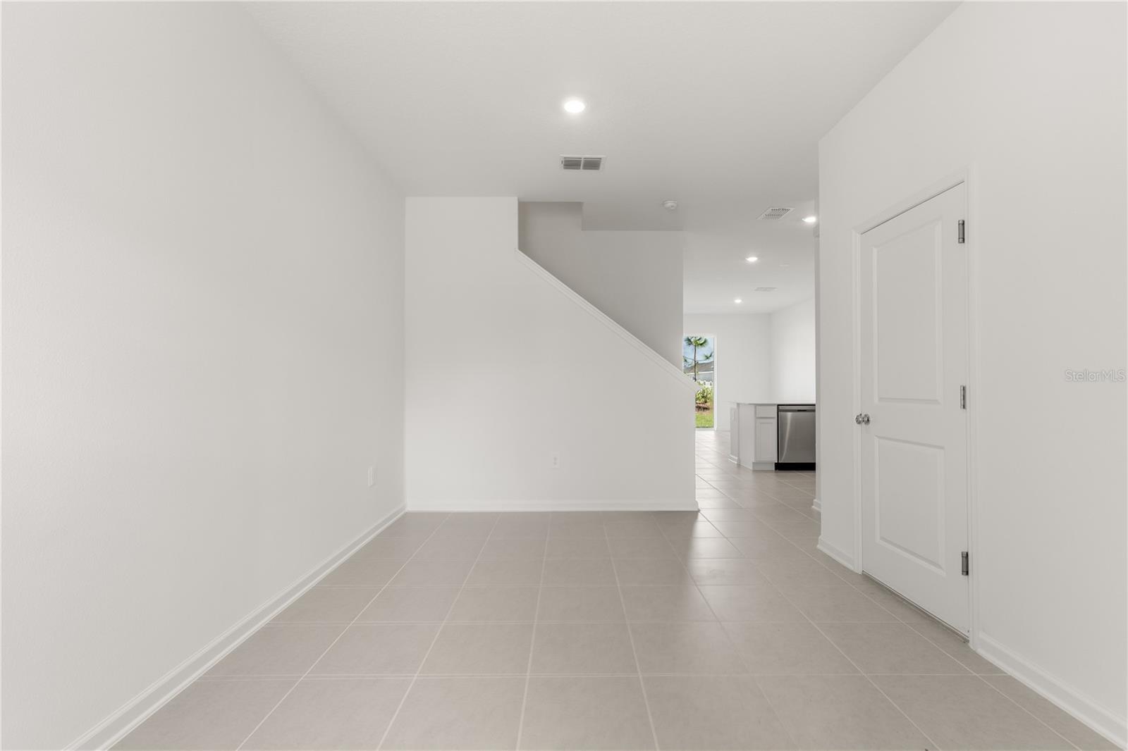 WESTVIEW POD A PH 3 - Residential Lease