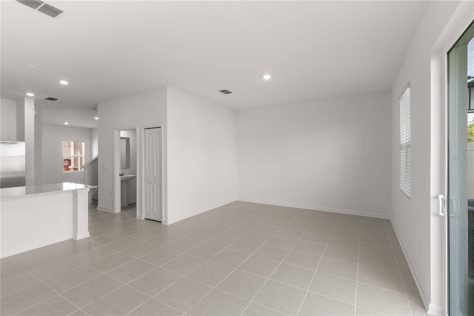 WESTVIEW POD A PH 3 - Residential Lease