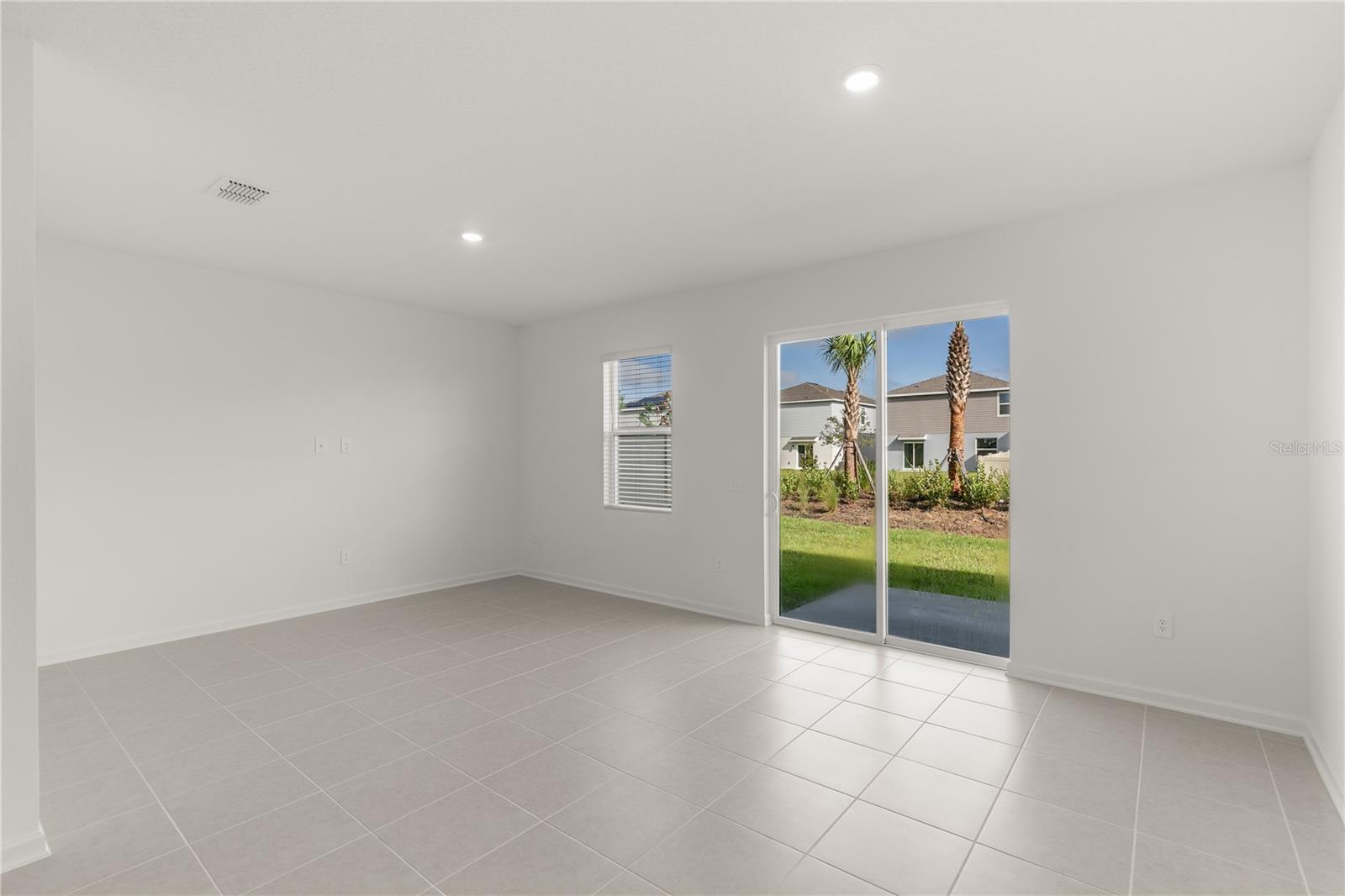WESTVIEW POD A PH 3 - Residential Lease