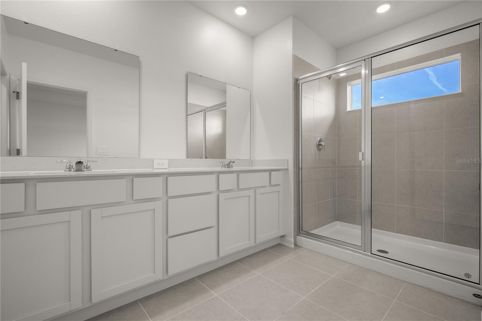 WESTVIEW POD A PH 3 - Residential Lease