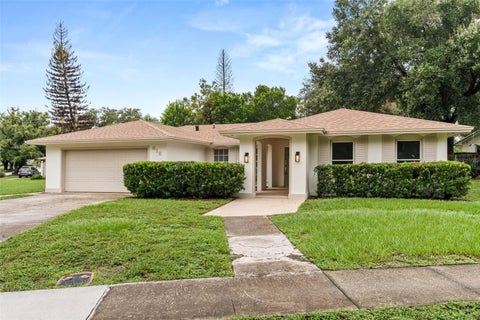 616 Lake Howell Road, Maitland, FL 32751