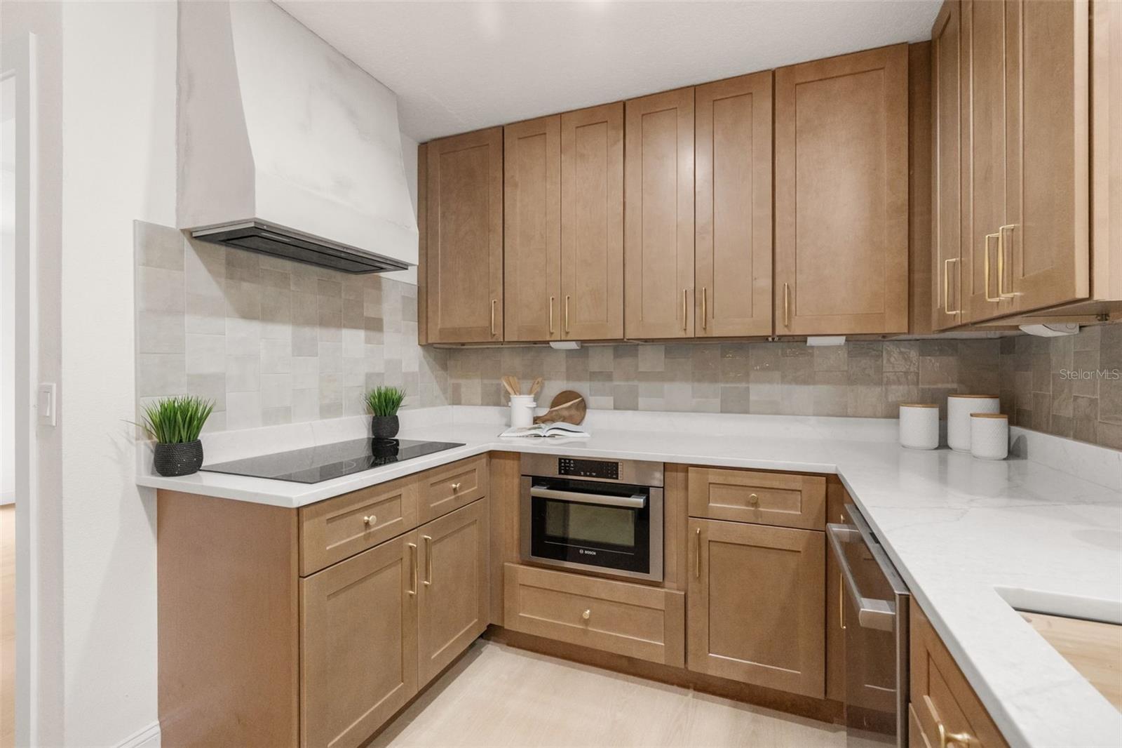 616 LAKE HOWELL ROAD