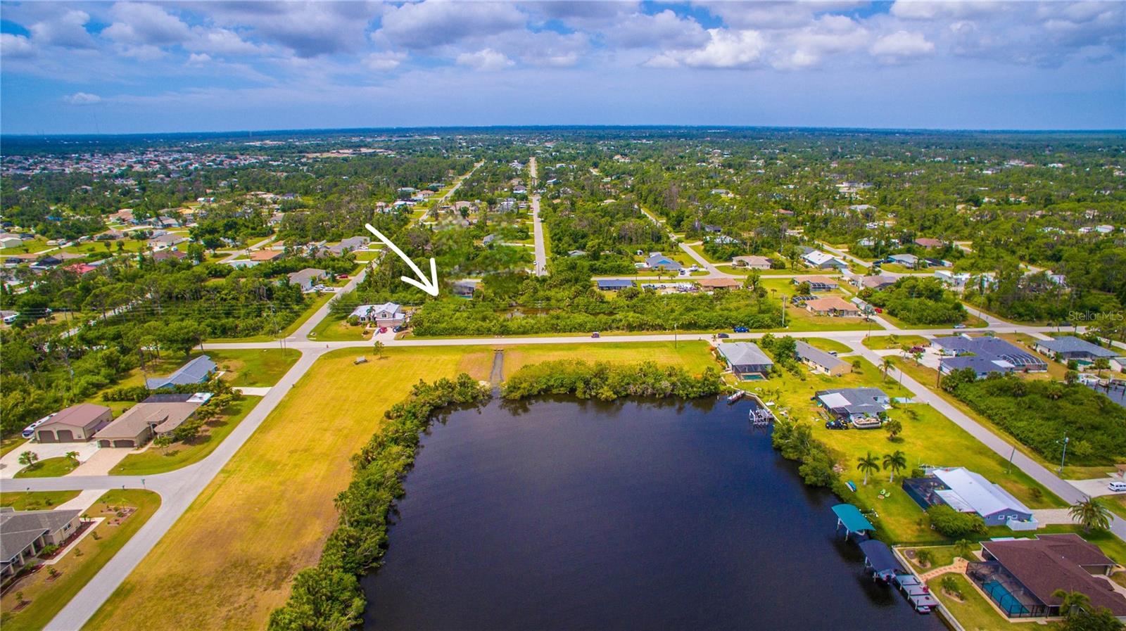 **Build Your Dream Home in Gulf Cove!**
Fantastic single-family lot in the desirable, deed-restricted community of Gulf Cove—just minutes from Englewood and Boca Grande beaches. Enjoy potential water views from the front, plus optional HOA membership offering access to a private boat ramp and community park. Neighboring lot at 5698 David Blvd also available—perfect opportunity to double your space!