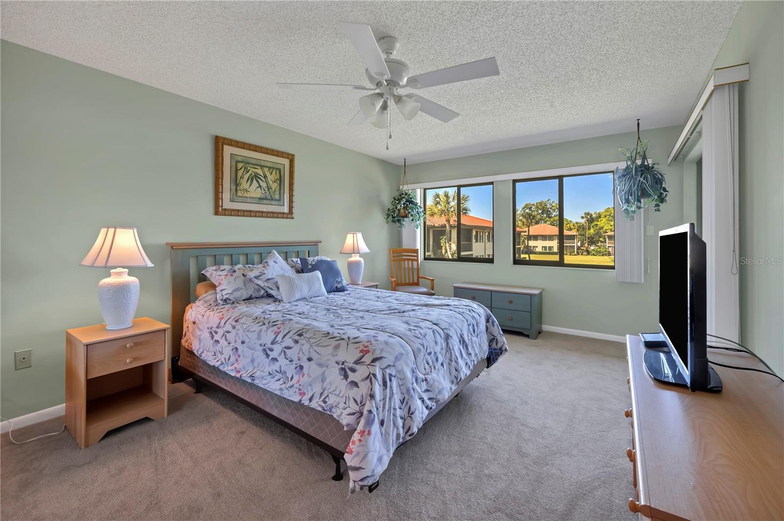 VILLAGE LAKE - Residential Lease