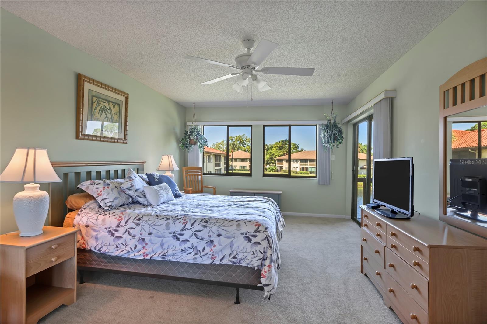 VILLAGE LAKE - Residential Lease