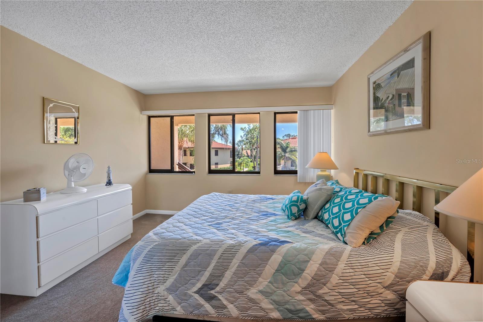 VILLAGE LAKE - Residential Lease