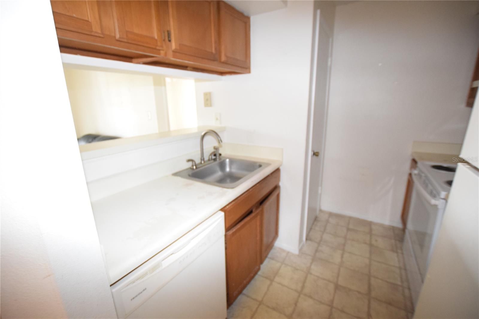 MILLENIA COVE - Residential Lease